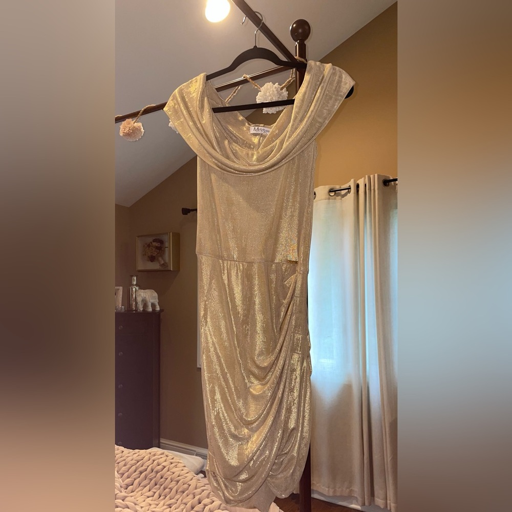 Miss Money Money Gold Off-The-Should Dress